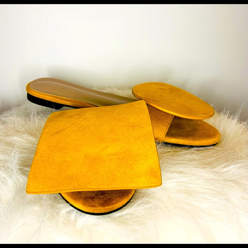 Yellow low heels Sandals